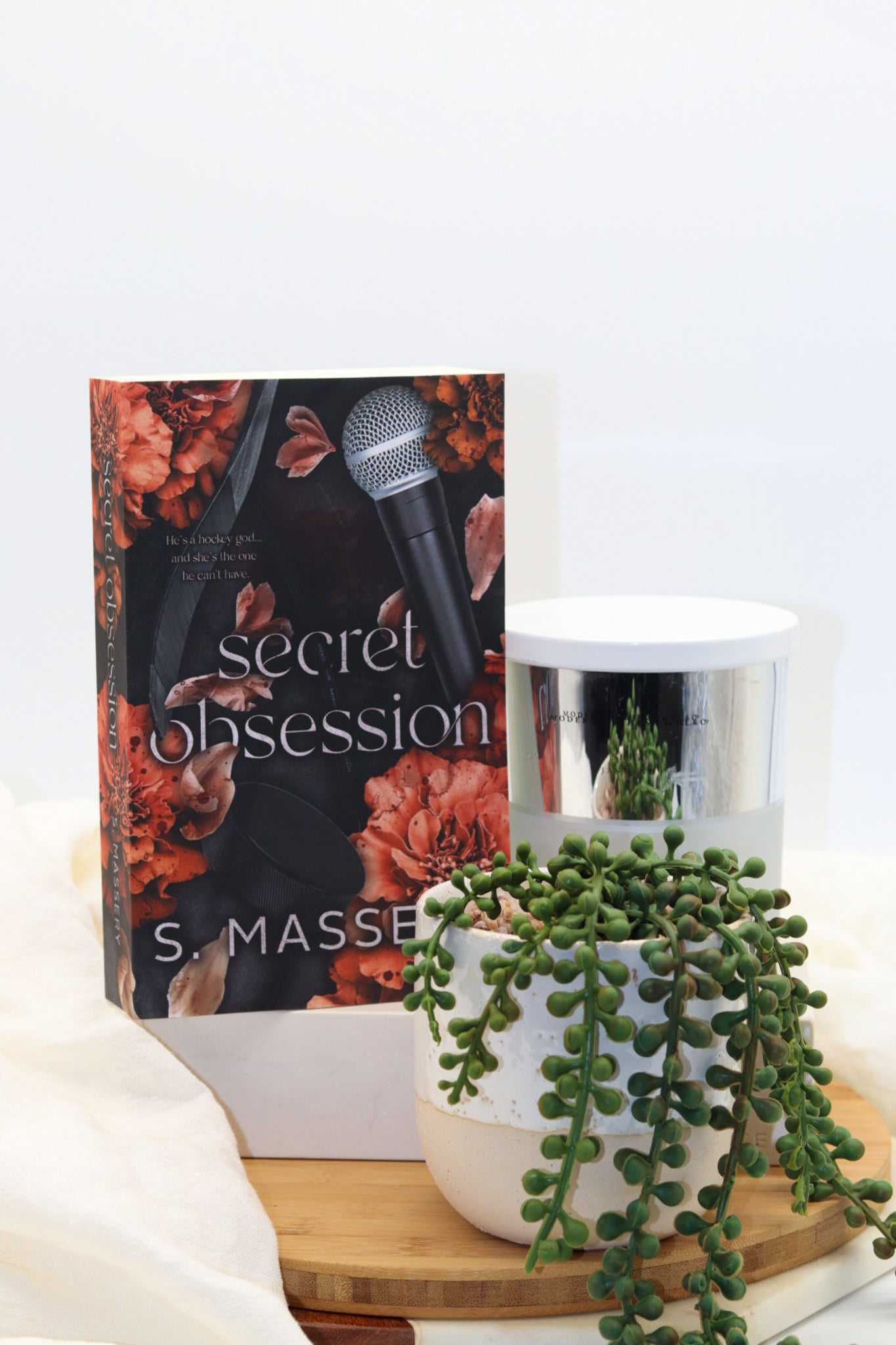 Secret Obsession - Alternate Foil Cover Paperback