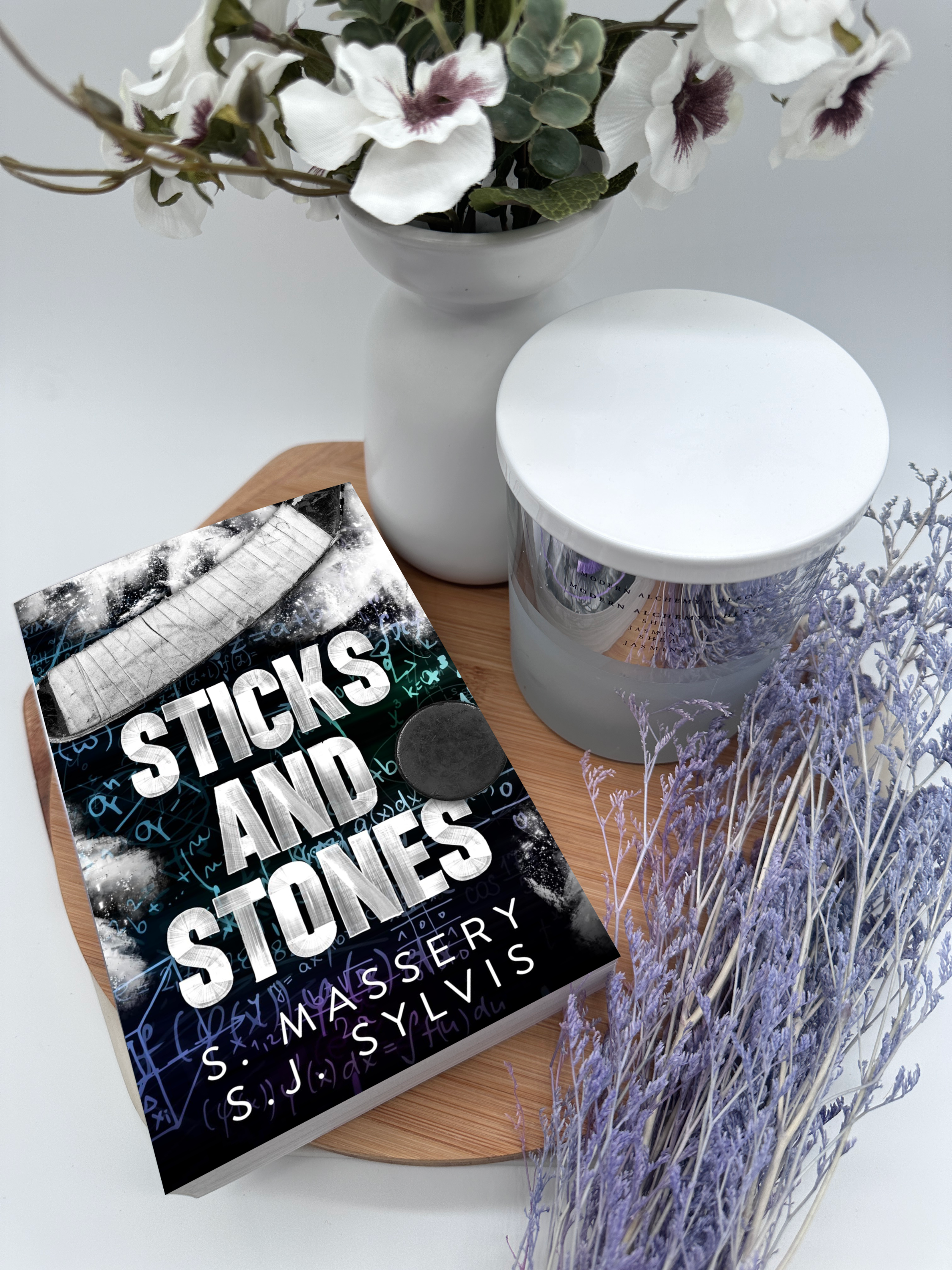 Sticks And Stones - Discreet Paperback
