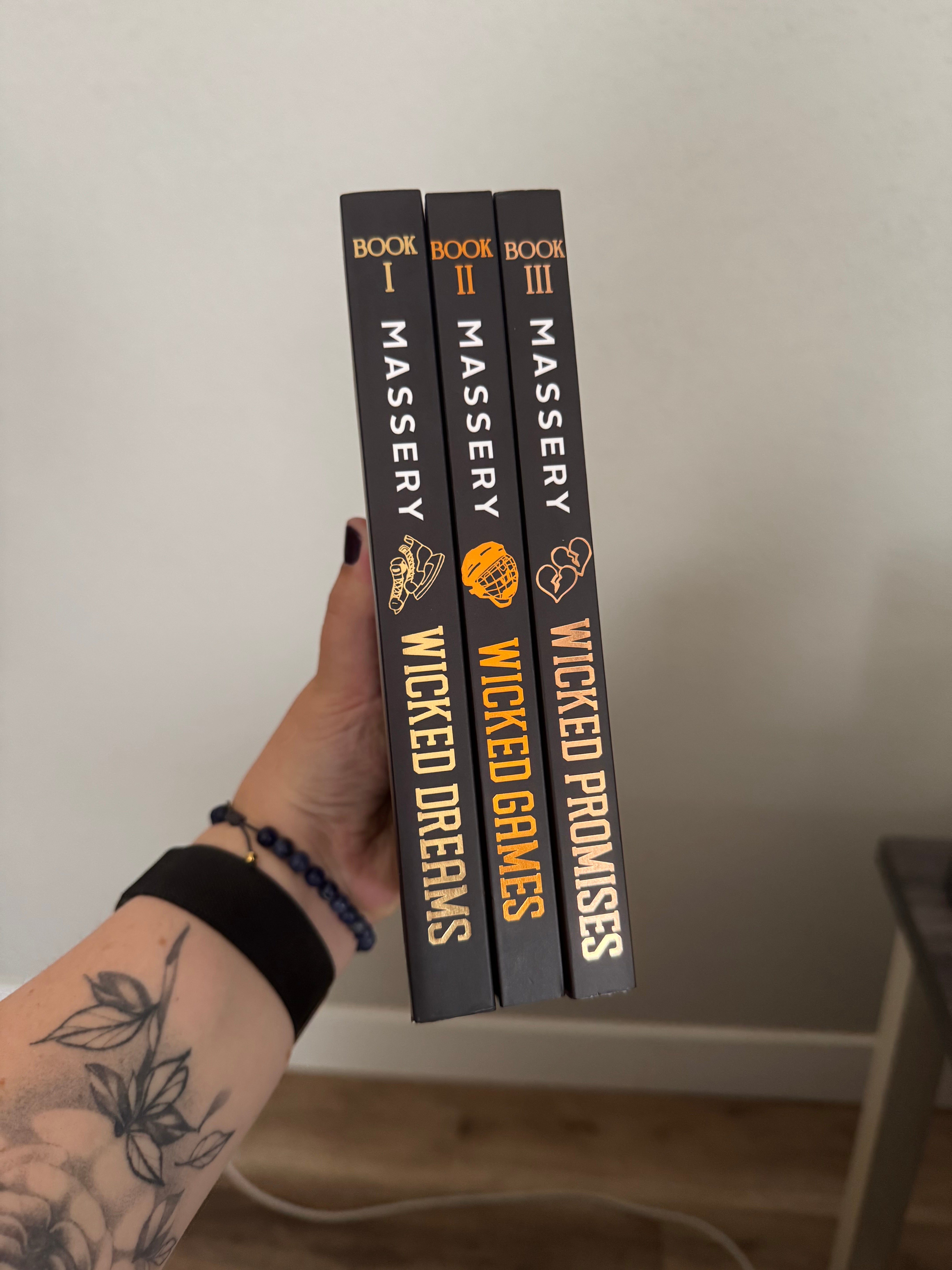 Fallen Royals - Deluxe Paperback Bundle